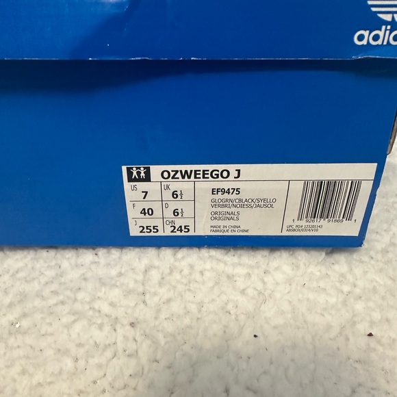 Green adidas Osweego Men’s size 7 - Picture 3 of 3